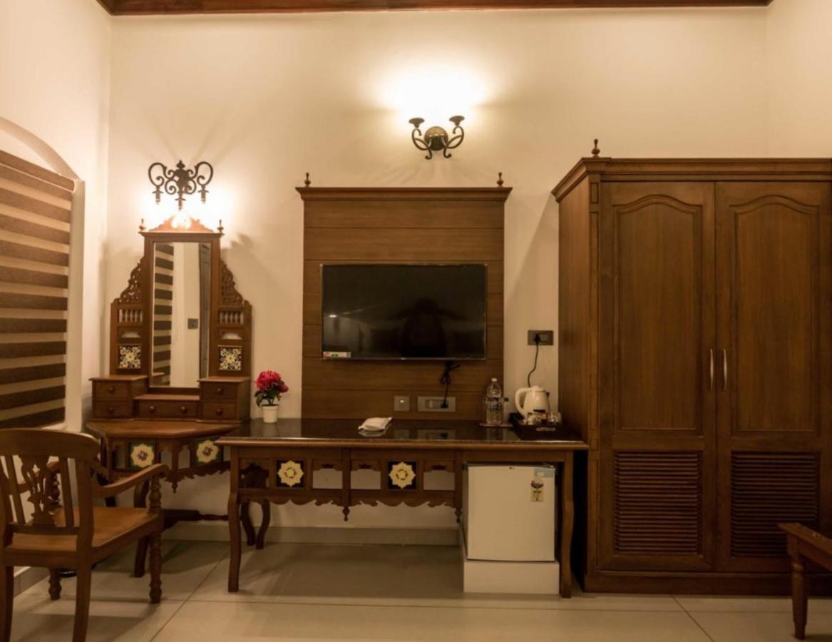 Villa De 1945 Mahe Eksteriør bilde